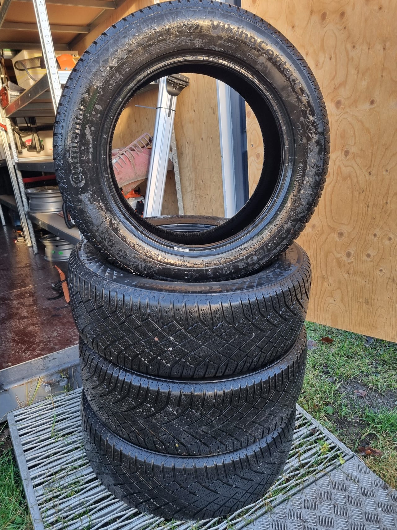 4 stk continental Viking contact 7 235/60r18 107T | FINN-torget