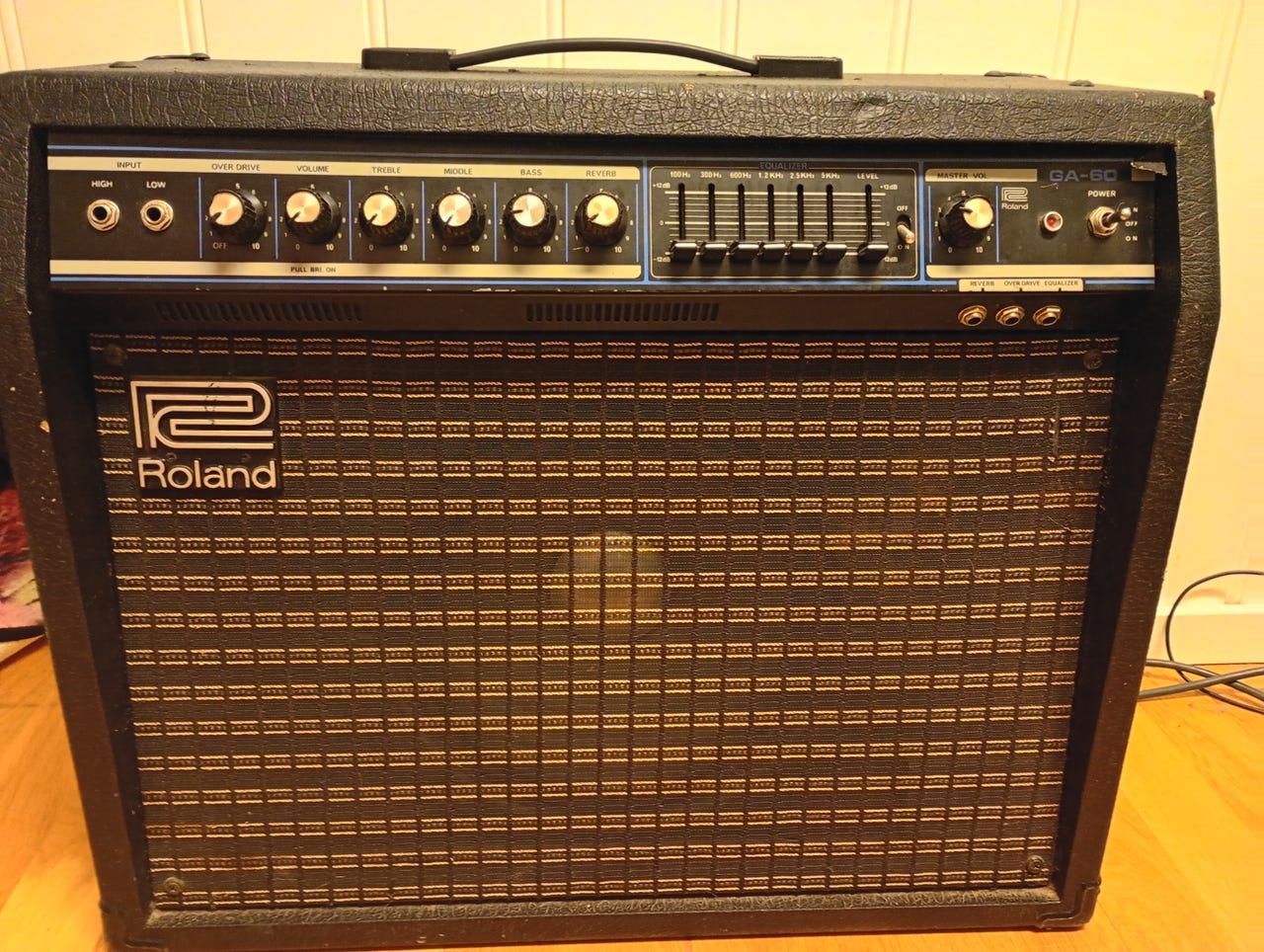 Roland GA-60 Vintage gitarforsterker | FINN-torget