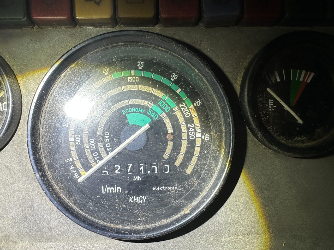 5c05d003-2ade-4604-8d42-ce0b3ae12592