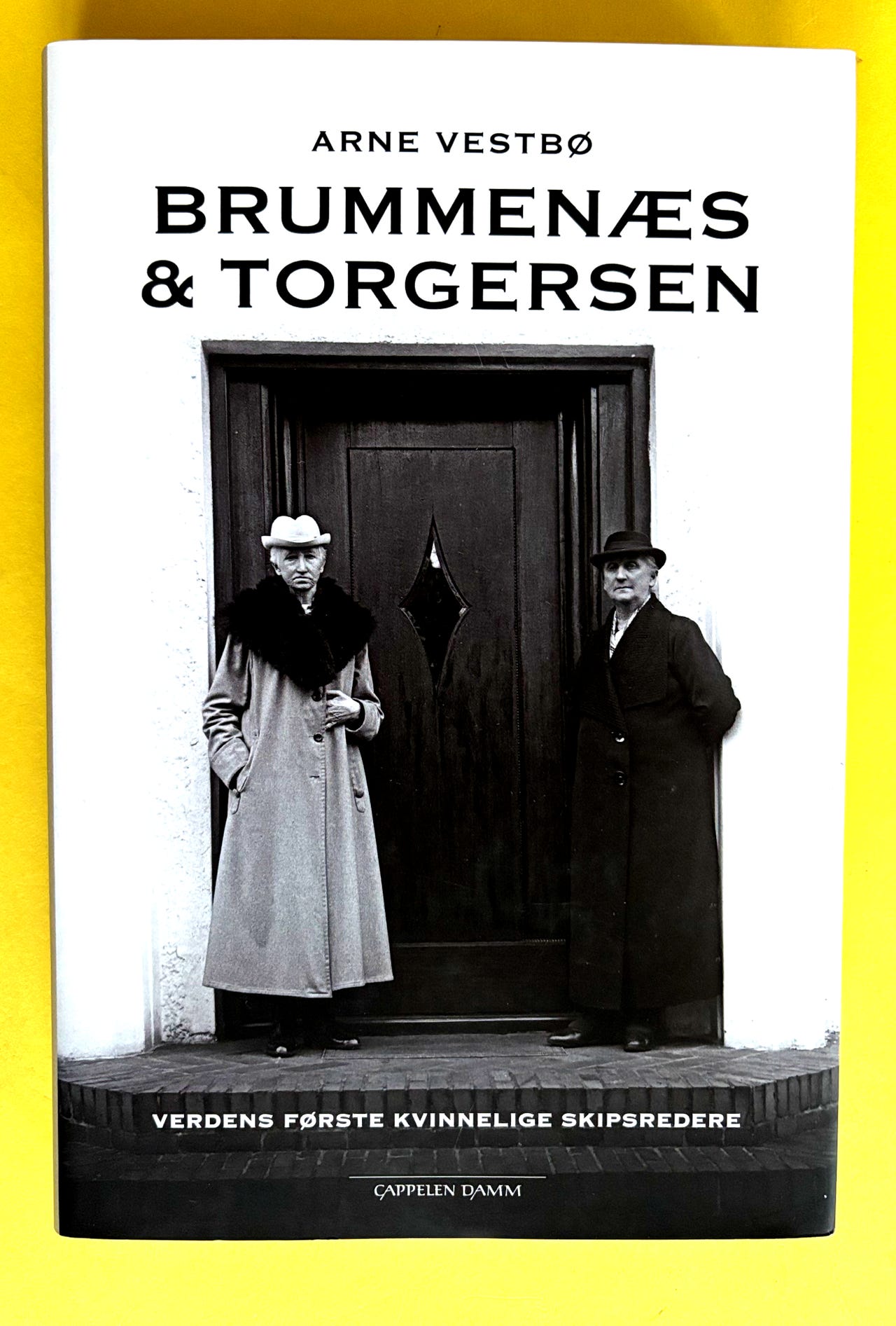 BRUMMENÆS & TORGERSEN - Verdens første kvinnelige skipsredere | FINN-torget