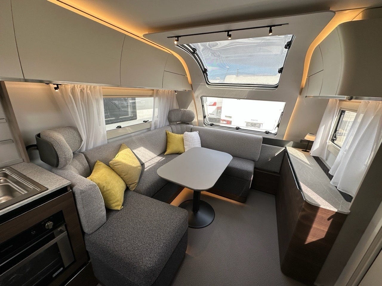 53ab0f51-a4ae-47b4-b1e4-921bfcd3c344