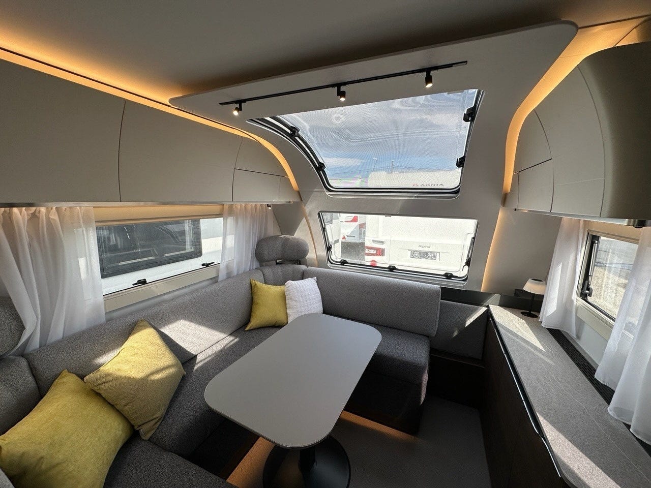 76e2ca50-23d4-439f-8608-4193f1120424