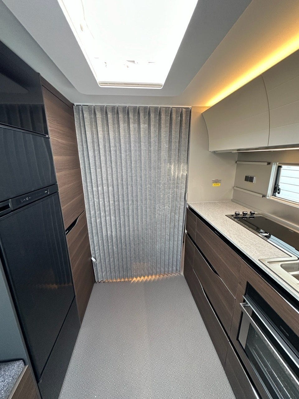 8b47e5e0-19c3-4c34-8263-38809e849c98