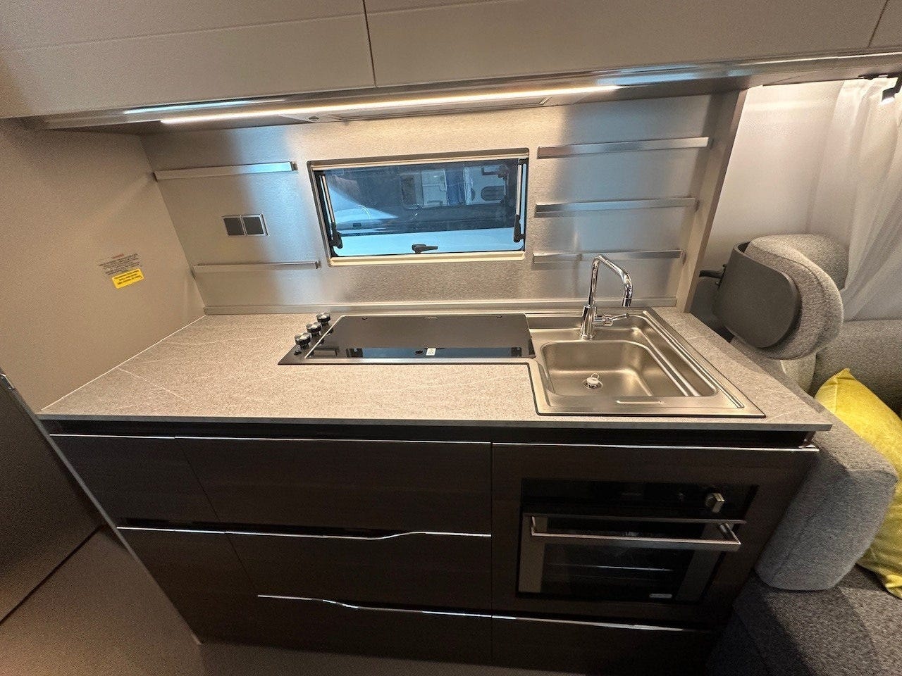 9f6d6343-b5c7-4c51-9e79-9e1373b47a04