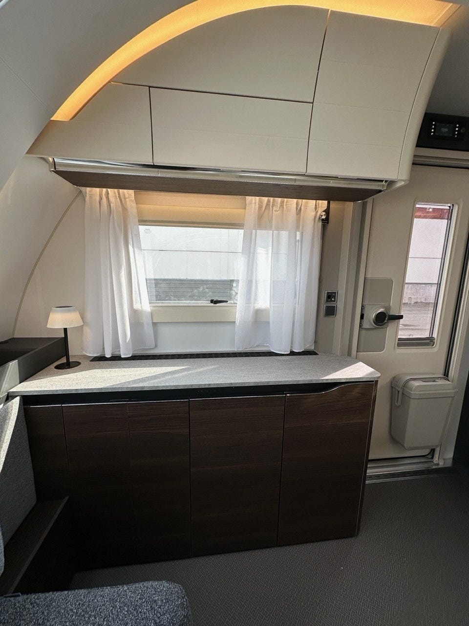 aa5a9cc6-ec31-4b25-8dfe-dad4f6127eec