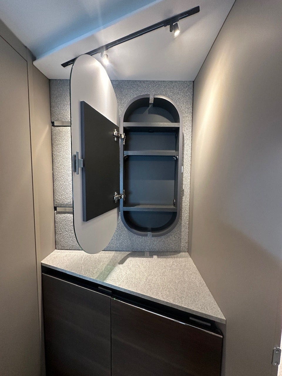 da562341-0319-4adf-b3fc-1e35aadeec3b