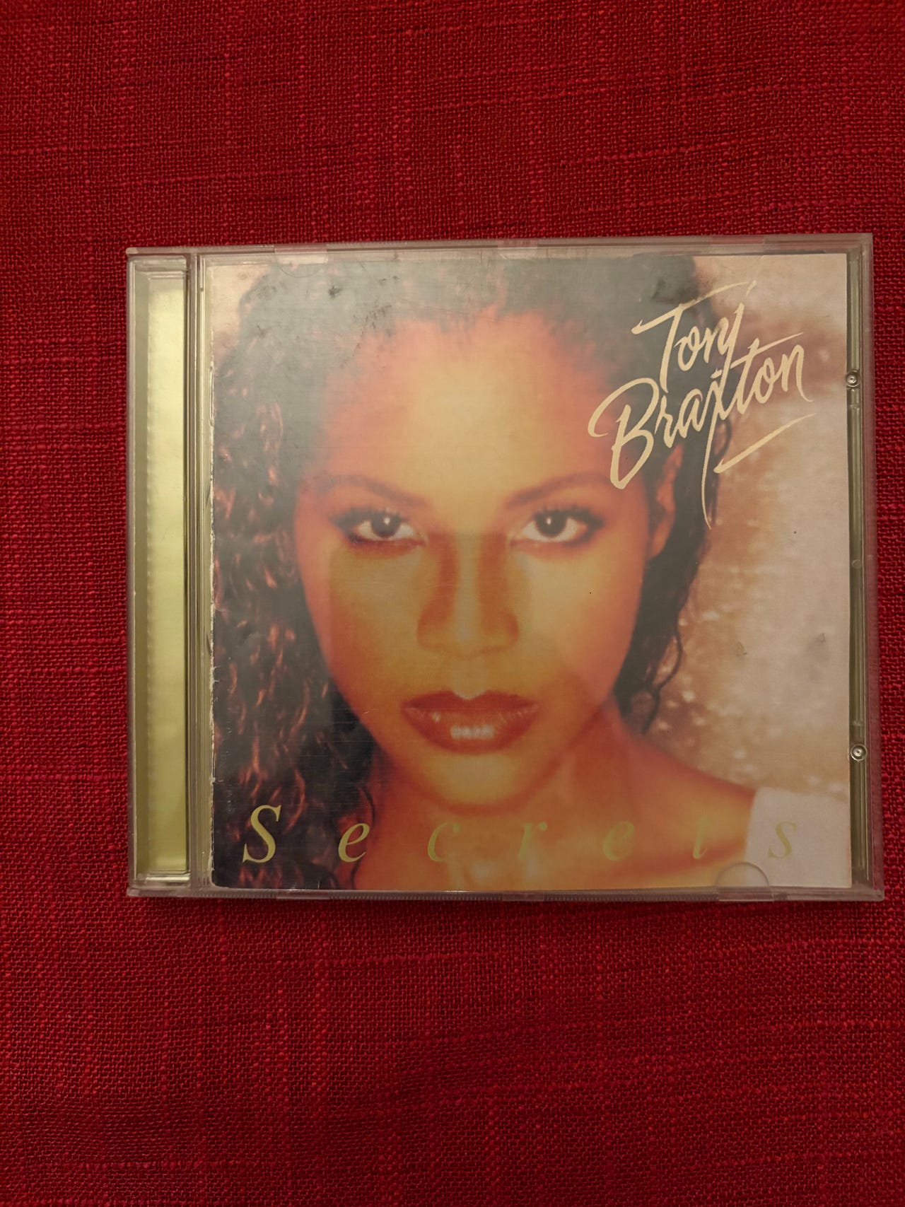 Secrets – Toni Braxton (1996) | FINN-torget