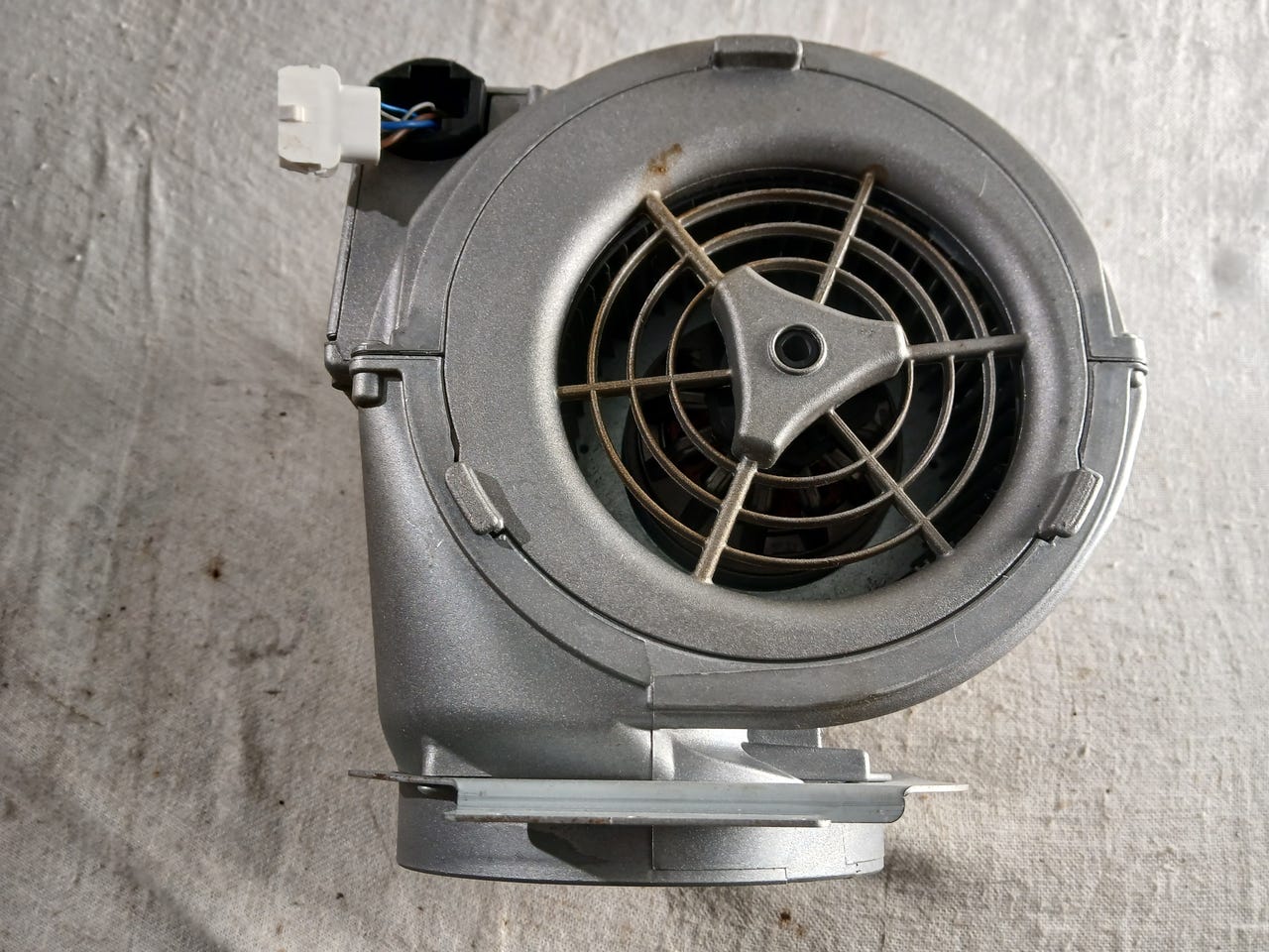 Roblin motor til kjøkkenhette – Extractor Fan Motor 31BM071 / 133.0471. ...