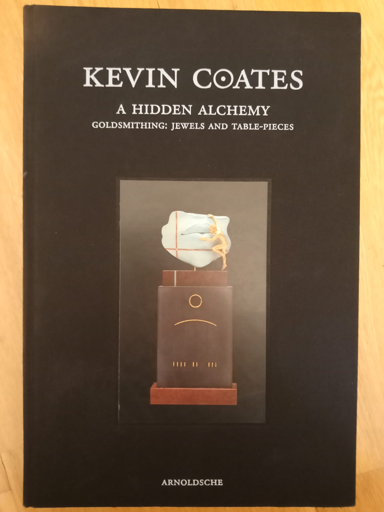 Kevin Coates: A Hidden Alchemy, Jewels and Table-Pieces | FINN-torget