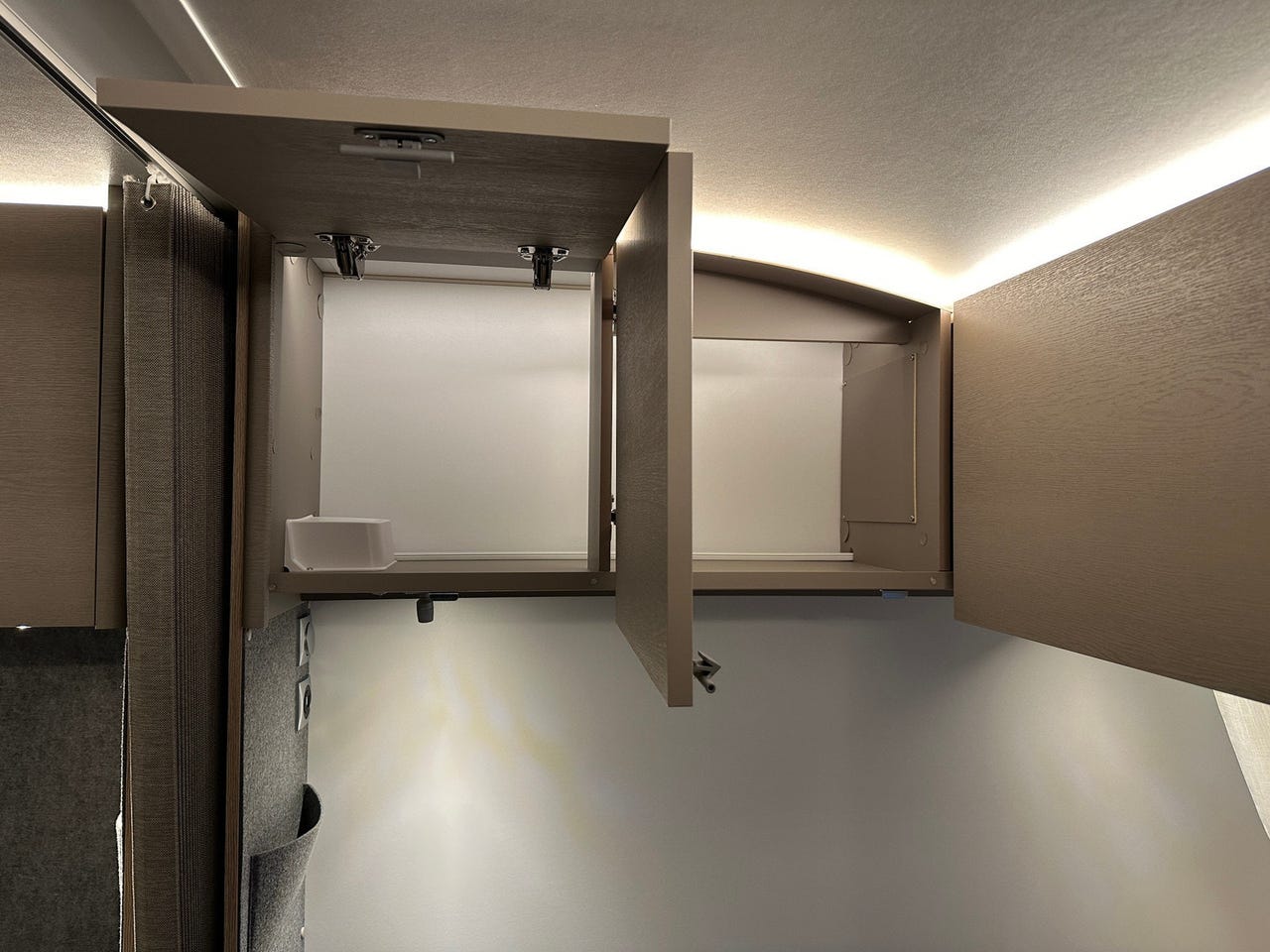 1d60c9de-6a0e-45ef-94ff-944ea31b4051