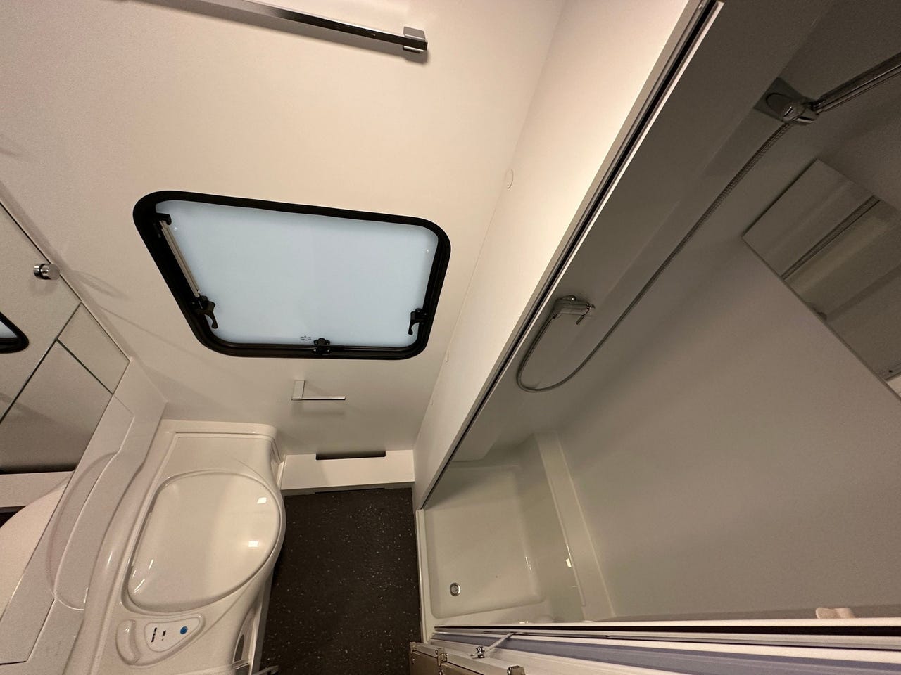 3dc49473-3b1a-48d2-9861-50670e9f435d