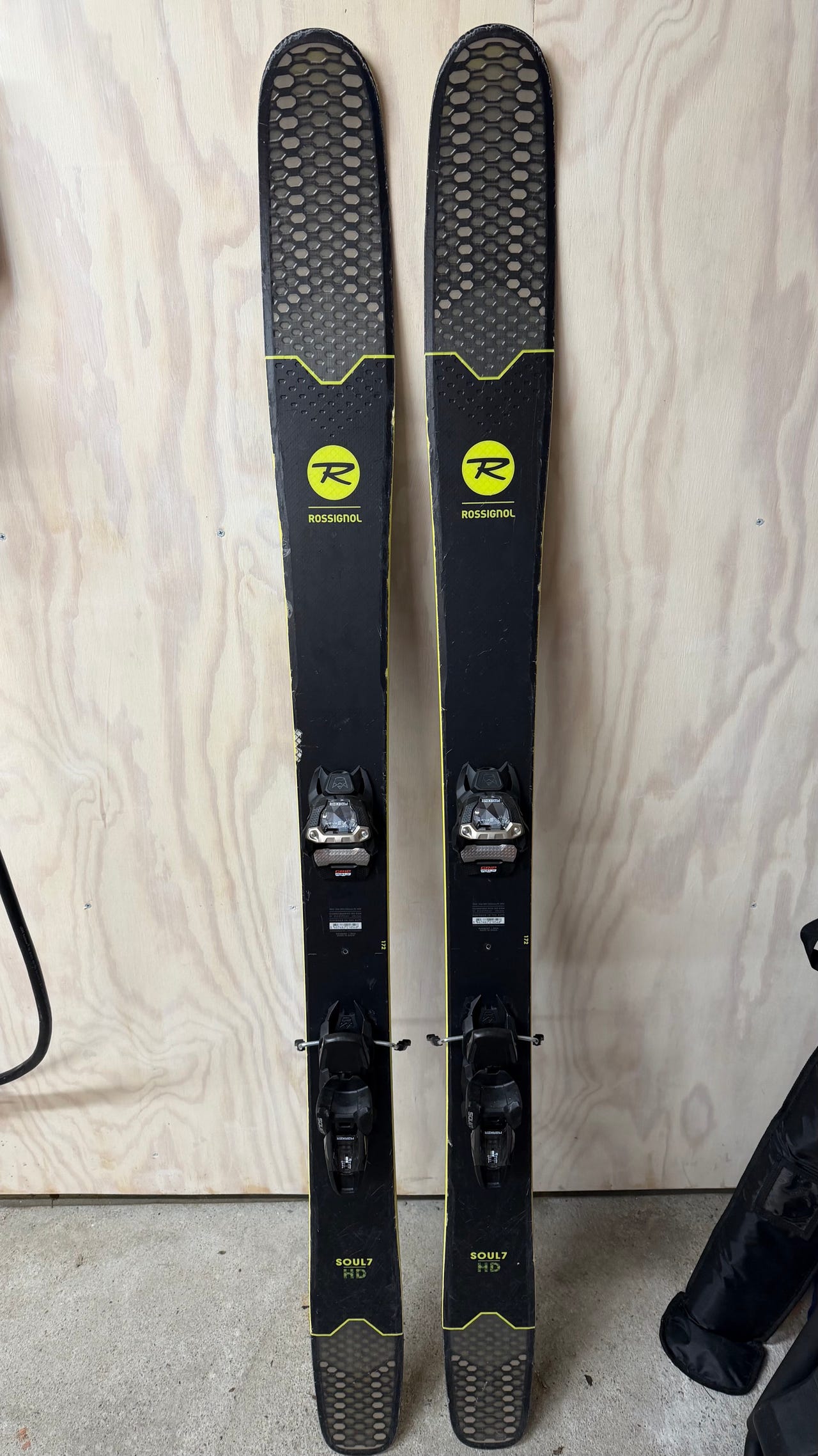 ROSSIGNOL SOUL7 HD、172㎝、金具付き、新品未使用 ROSSIGNOL SOUL7 HD