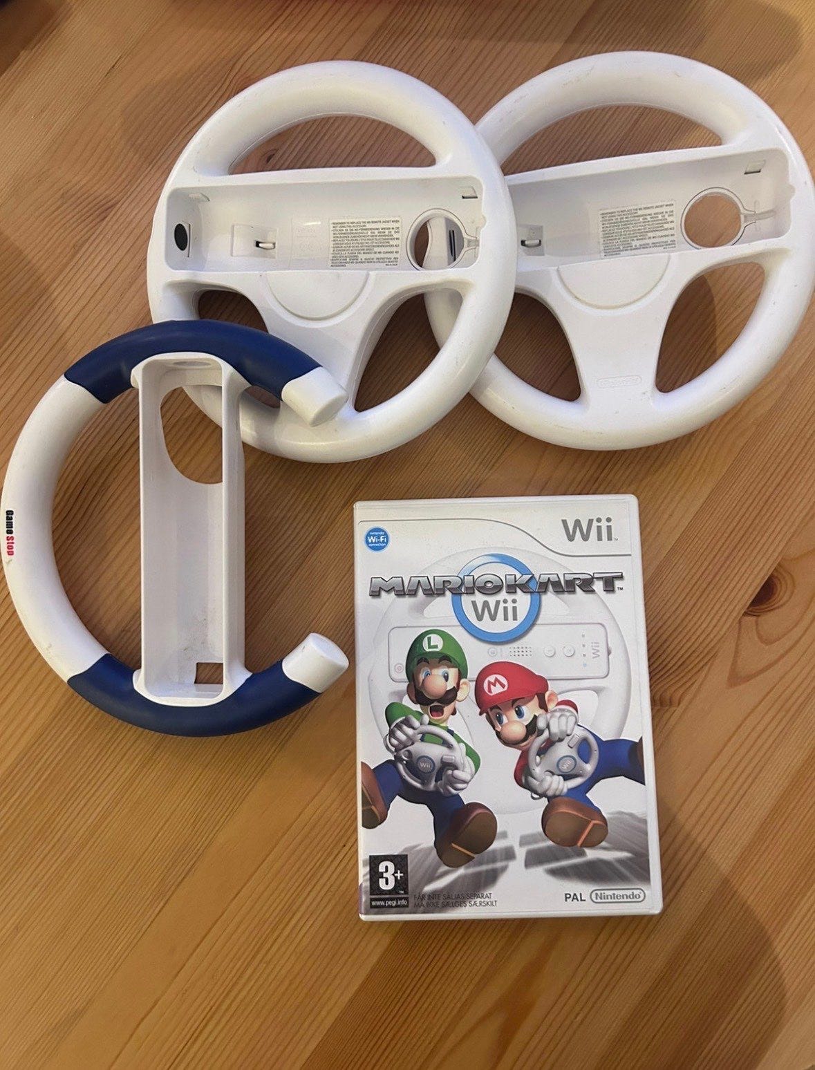 Nintendo Wii Mario Kart Wii spill og ratt | FINN-torget