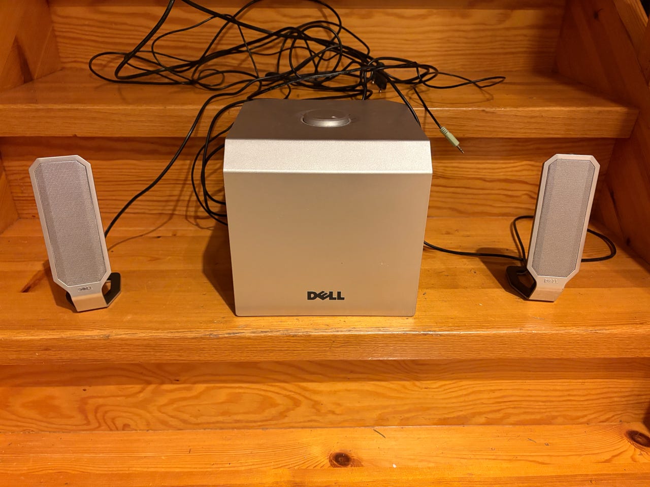 Dell stereo høytalere og subwoofer til PC | FINN-torget