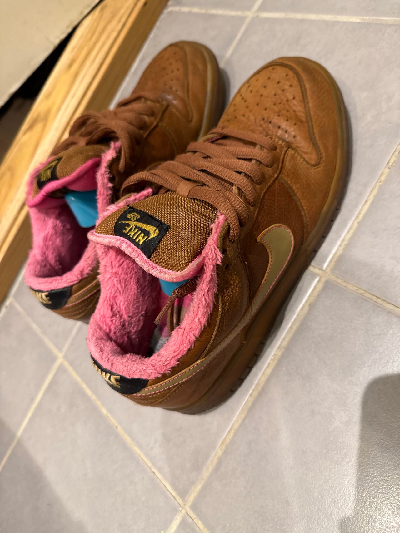 Nike SB dunk low Gibson guitar case | FINN-torget