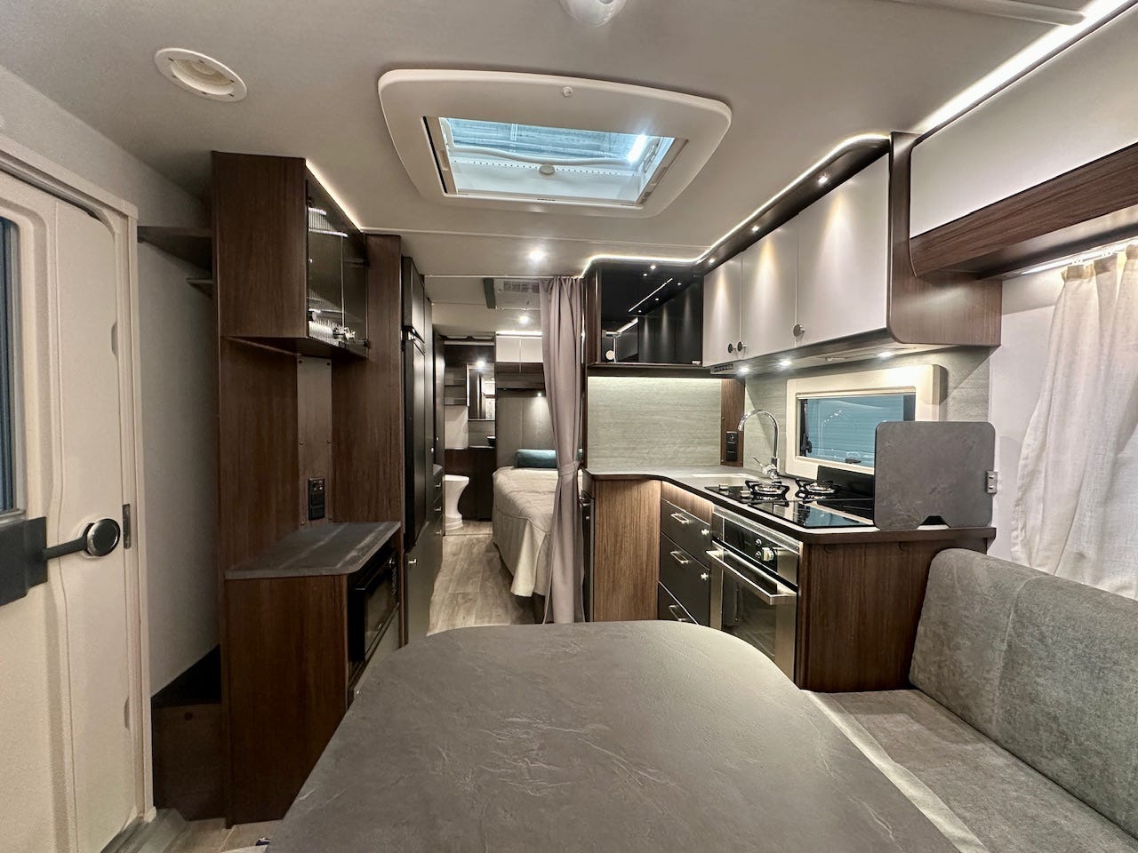 d2c7c566-2421-4b66-b08e-ce91e61828df