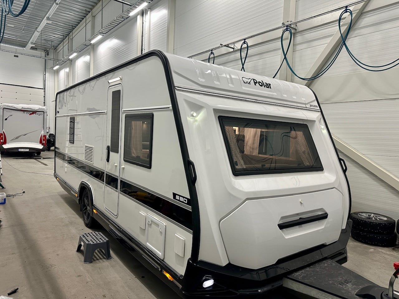 e9f69696-651d-4d90-8278-a7a9040f3178