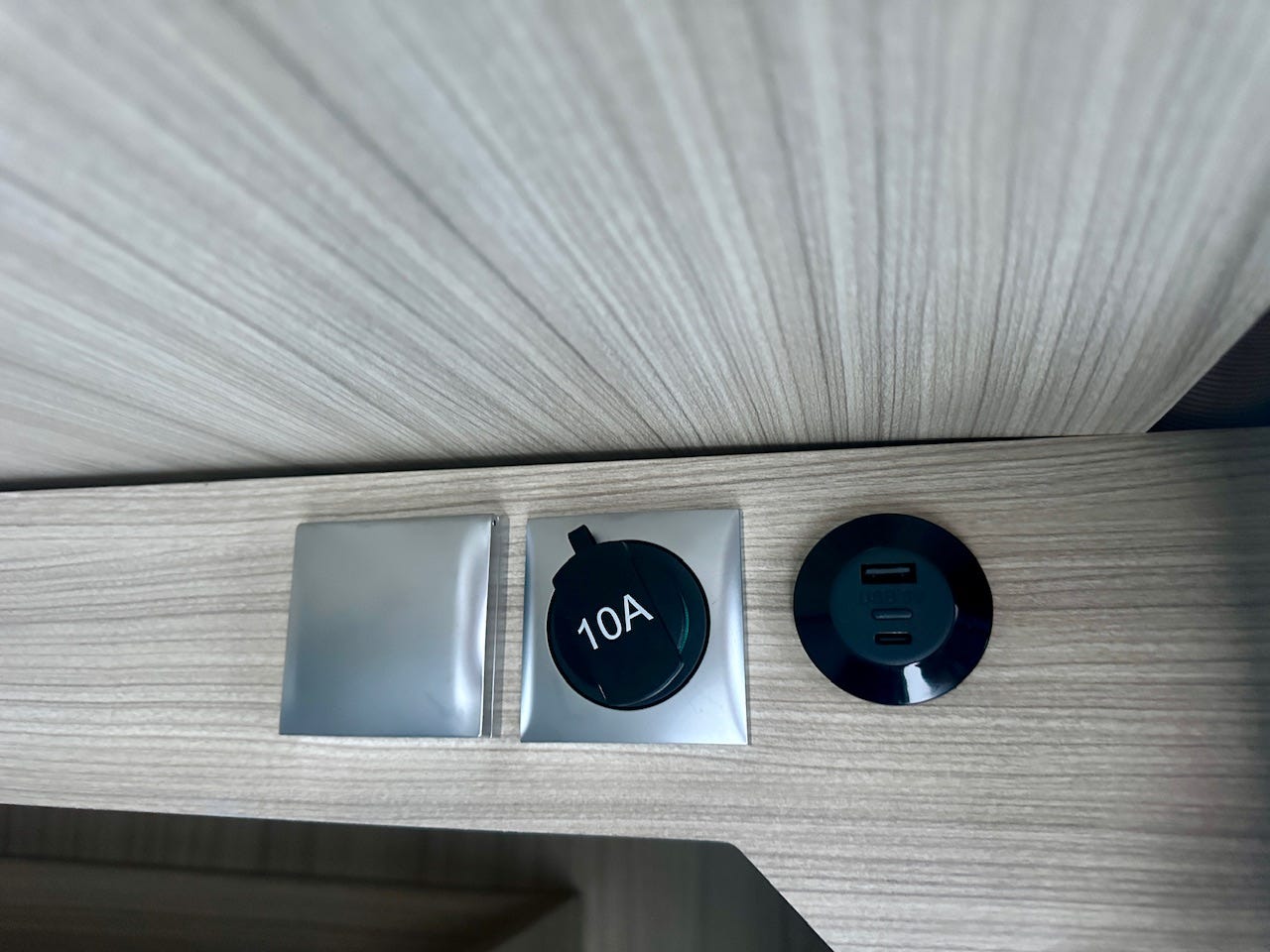 3c9761fe-5059-4c4d-a41b-81cd63bff328