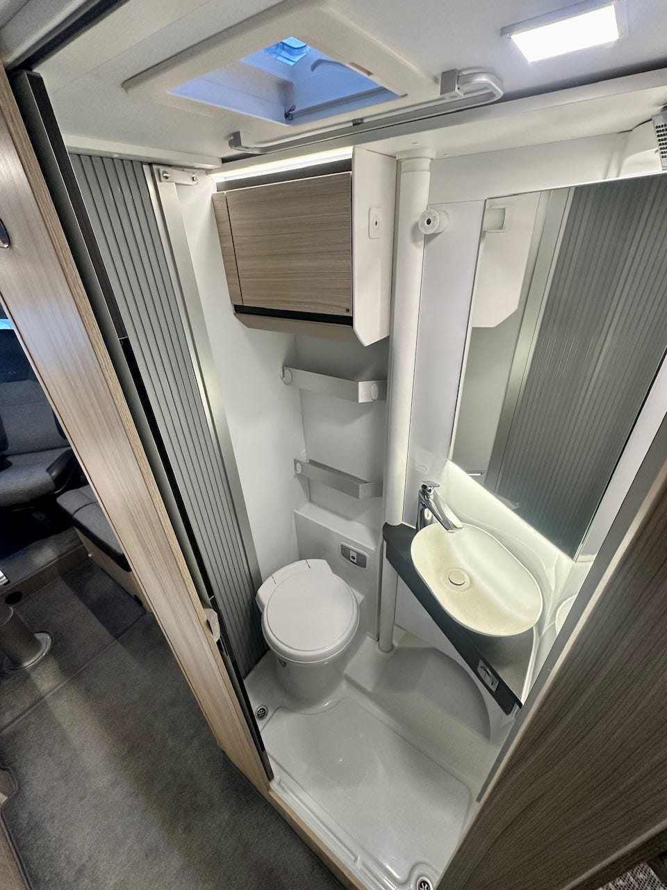 4e4e3d5e-892f-4403-94b7-7b3caf90cc19