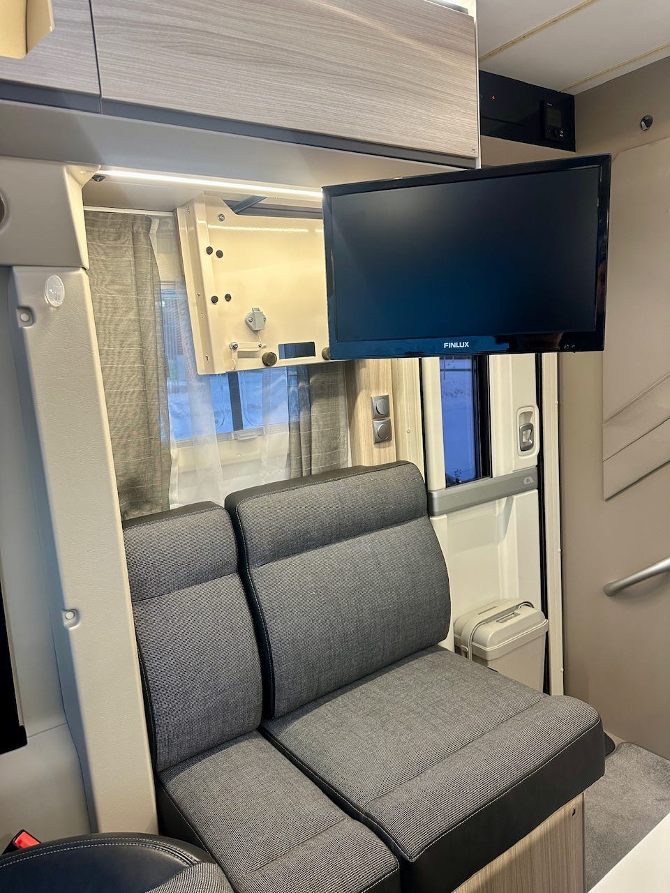 795f9c31-2e5a-443d-b1e3-f1417bdd134a