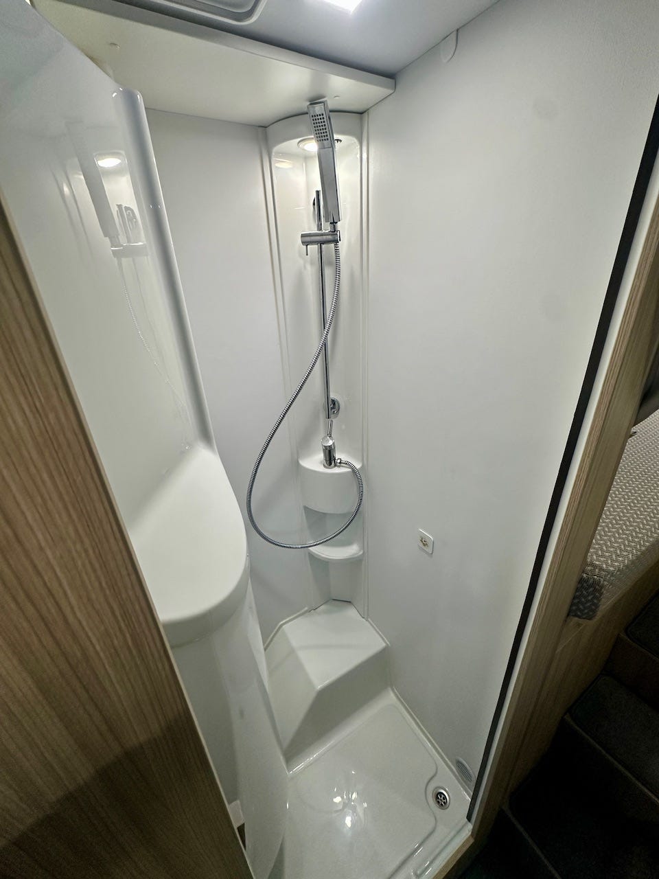 c0cb8358-7e24-4ea3-baf9-acf06564b283