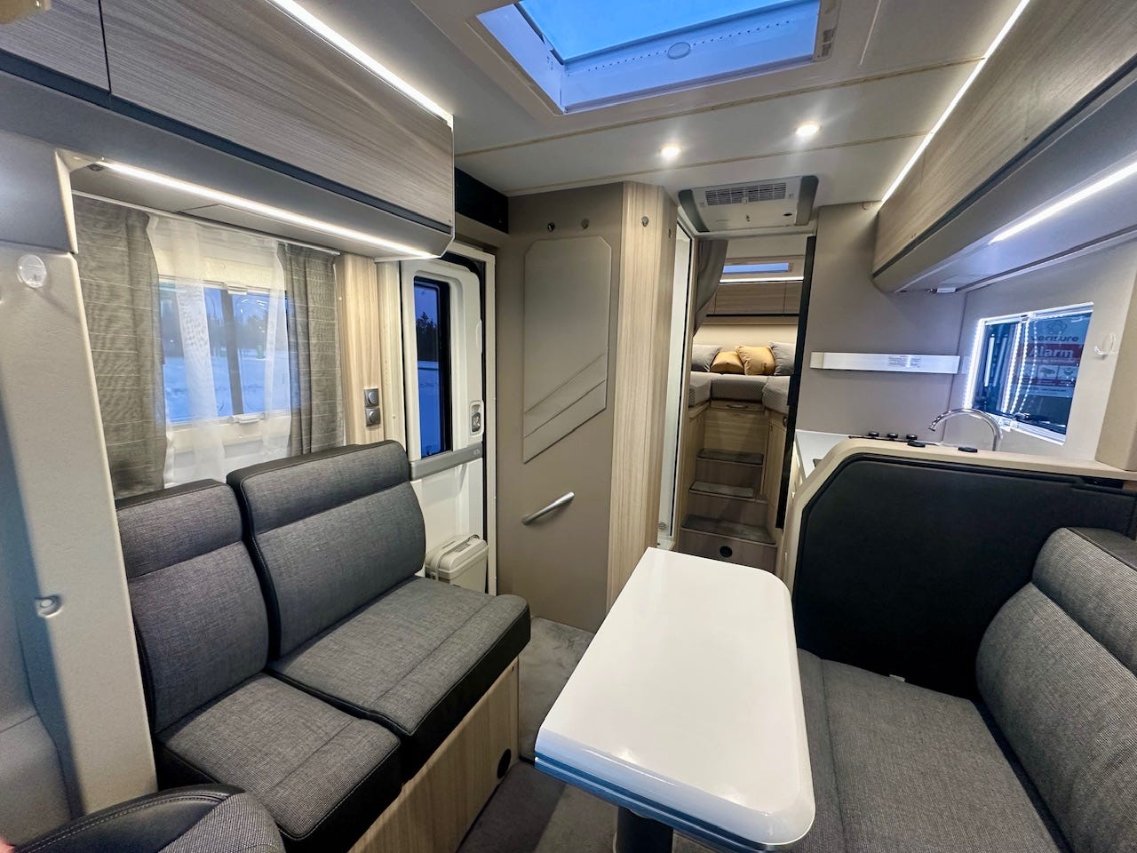 d80f7ce7-e56f-4b85-a135-076a2bd3d855