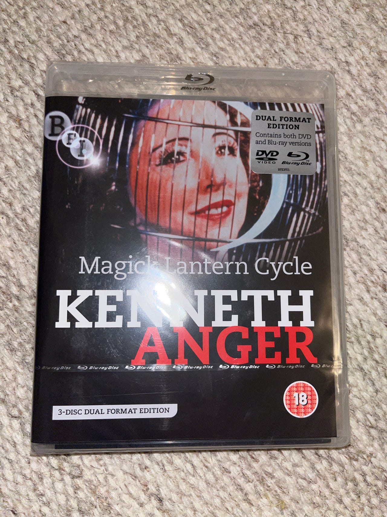 Magick Lantern Cycle - Kenneth Anger (BFI) | FINN-torget