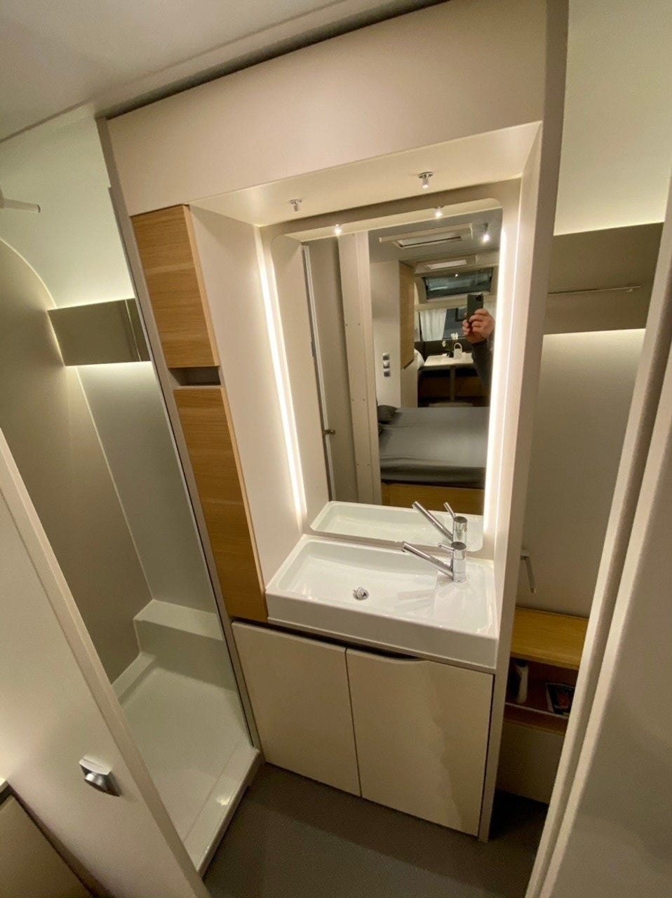 45888ae9-1ed6-4be5-849c-68685c3dcc41