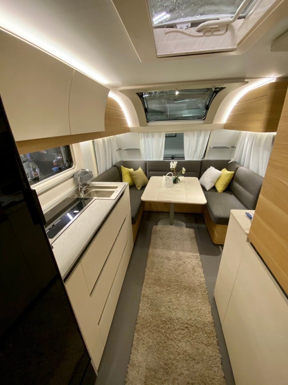 a9d07ca5-d335-43a4-8db8-ec6ca77f9231