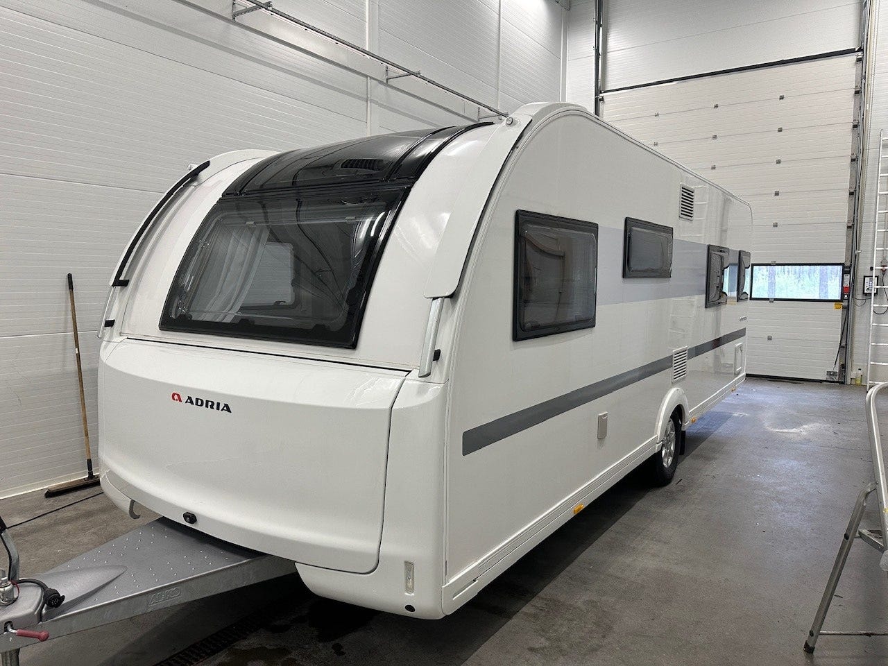 bf455cb9-bb8c-4063-b031-418335f20796