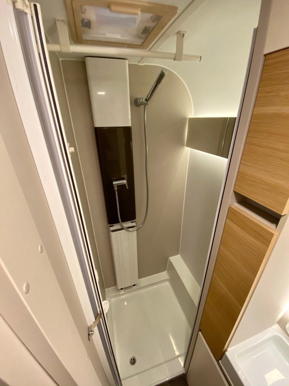 f1babffa-b80b-42e0-9e49-c3644fc5e9c5