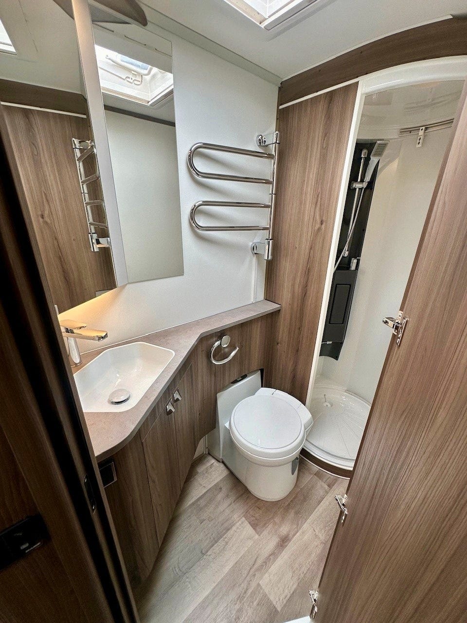 0de08430-6978-49e9-b4b7-69415951df3f