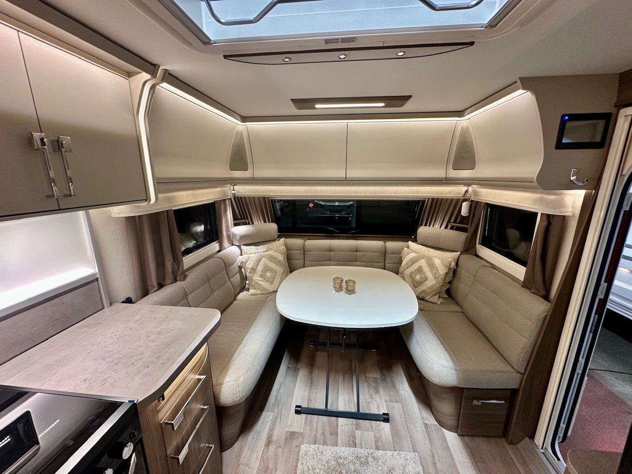 5ba22863-fec4-4351-949c-e1203d2da8af