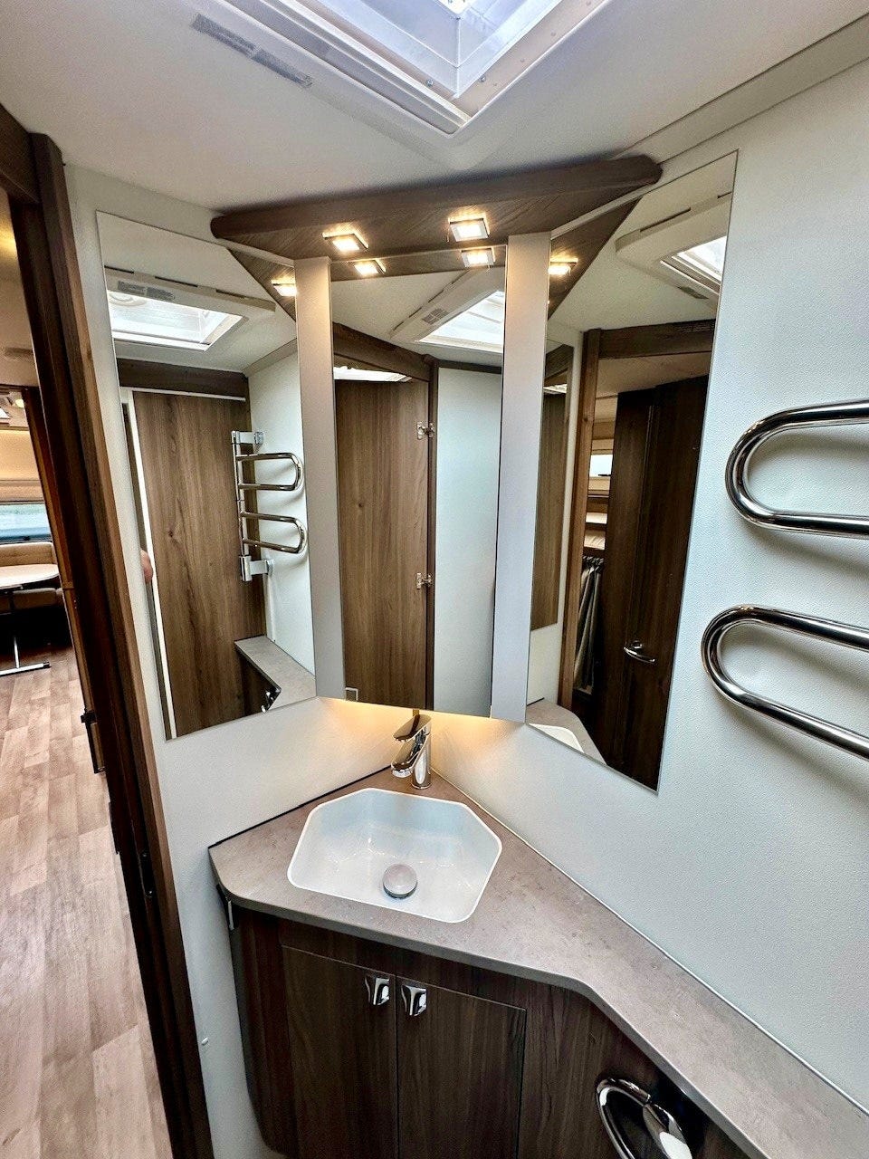 6c1f863a-6433-4535-aeab-1d7a09069c68