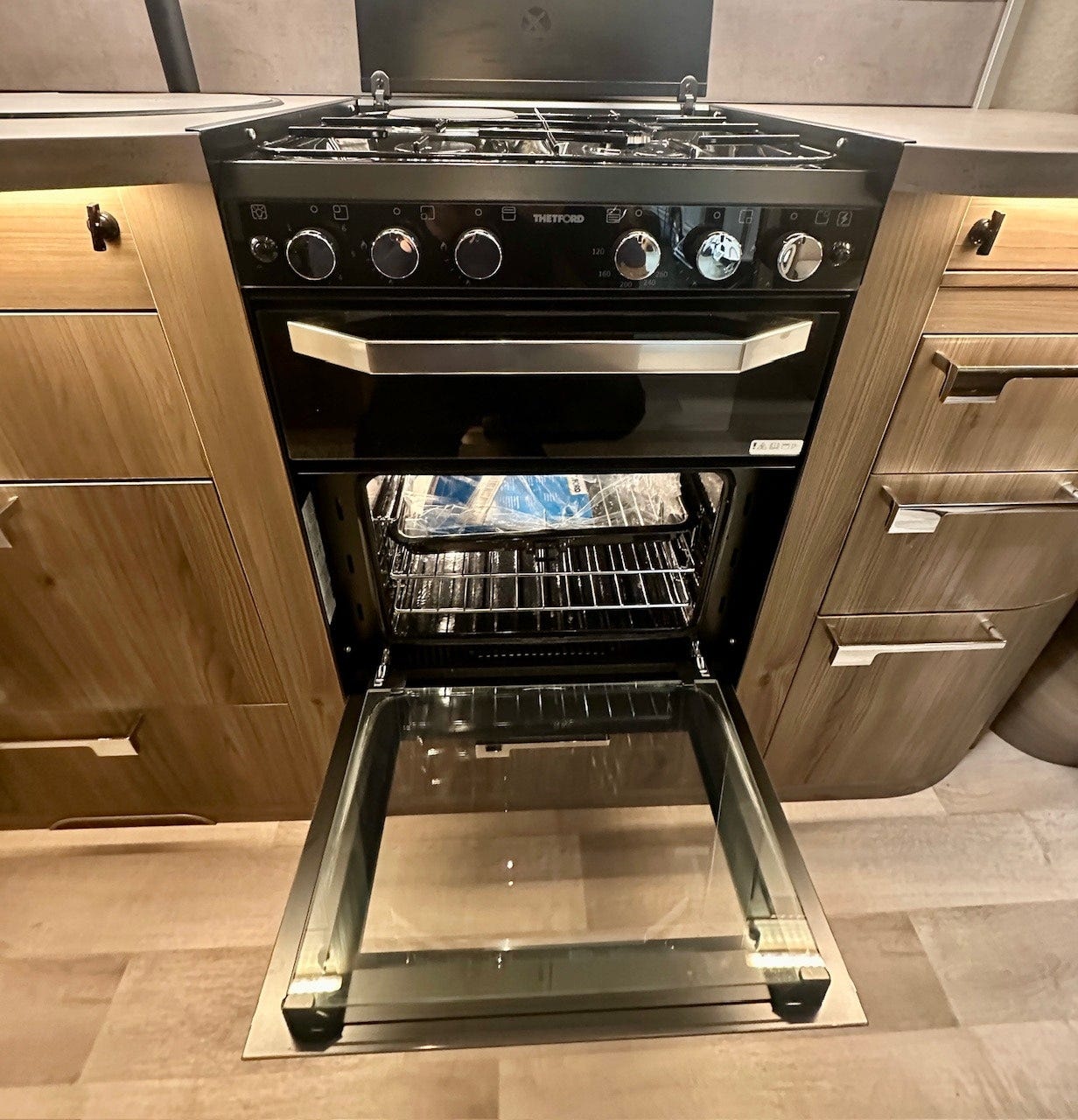 958174bd-5dce-41d2-95f6-5411ced0f49a