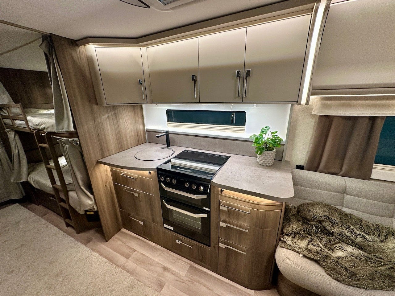 da96450e-1175-430d-8fc1-e0c9fa9ffc11