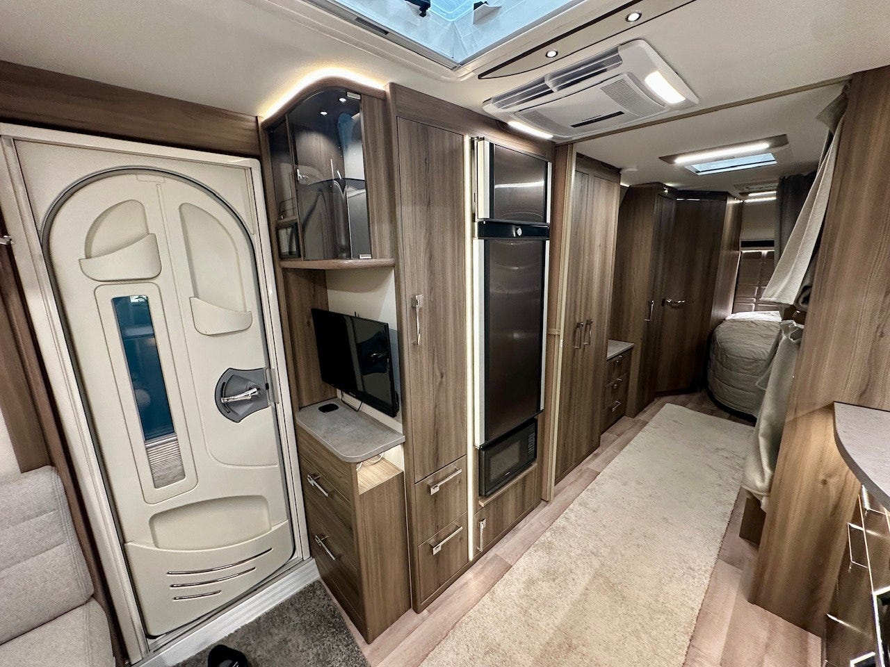 eea1195a-6e00-4213-9f1c-60ec1527e92d