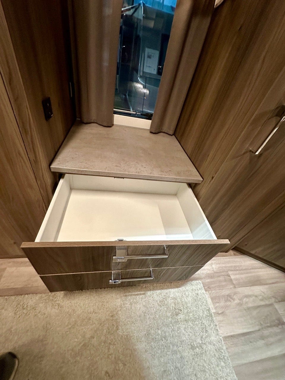 f528c8de-dc1f-41a1-af94-c1f0401ca982