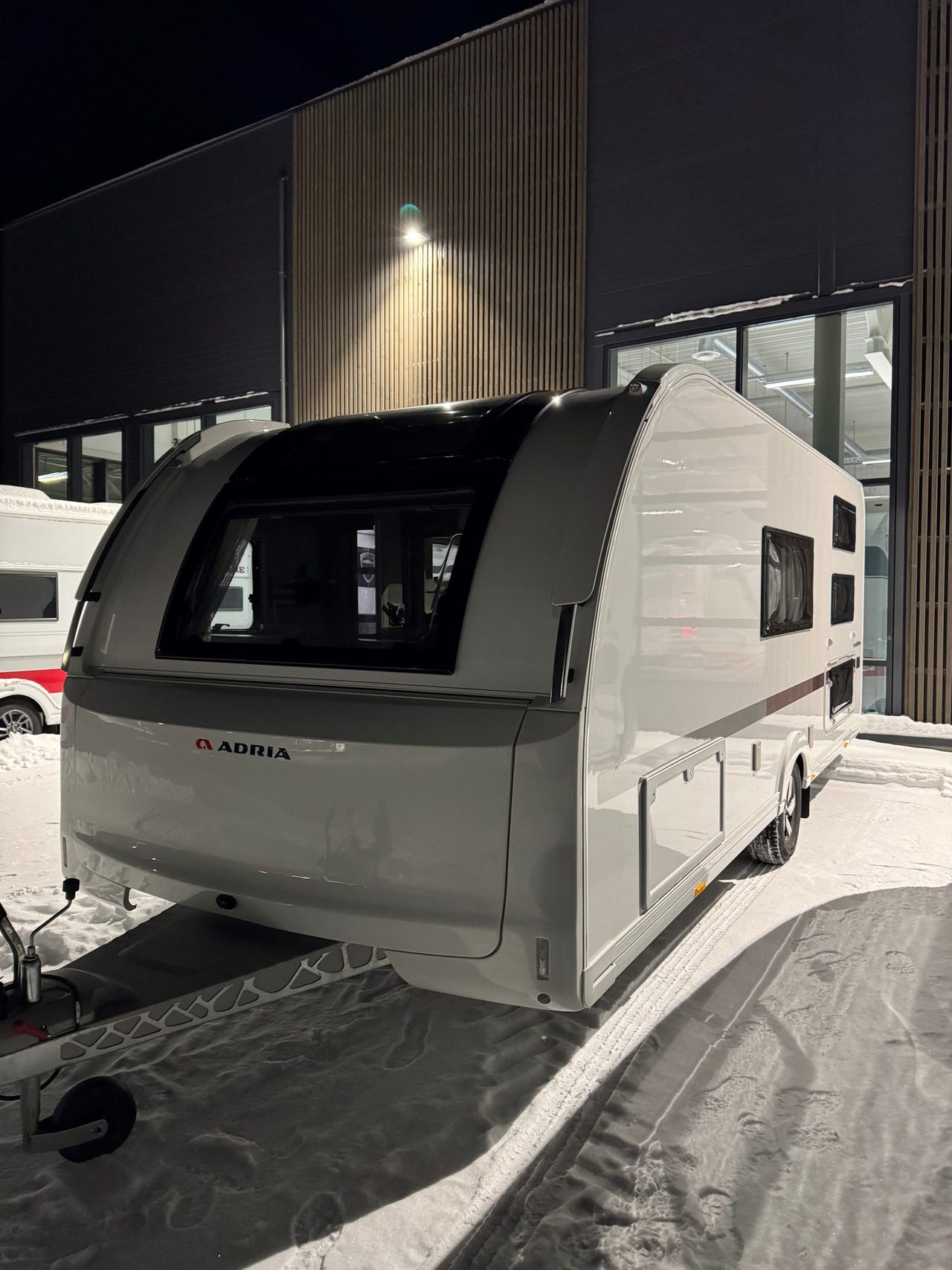 b9b9c022-7633-43ff-810e-689e421dee90