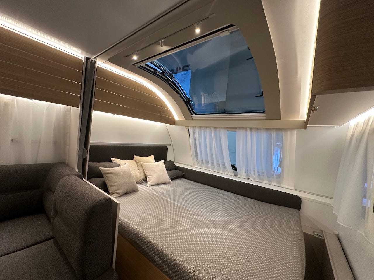 ed81a219-6100-4d68-9619-a7c9fab55700