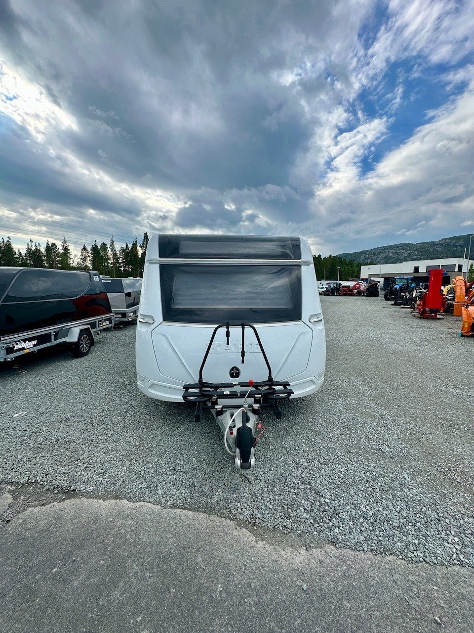 2c41428e-ac48-443d-acdb-3a648c440165