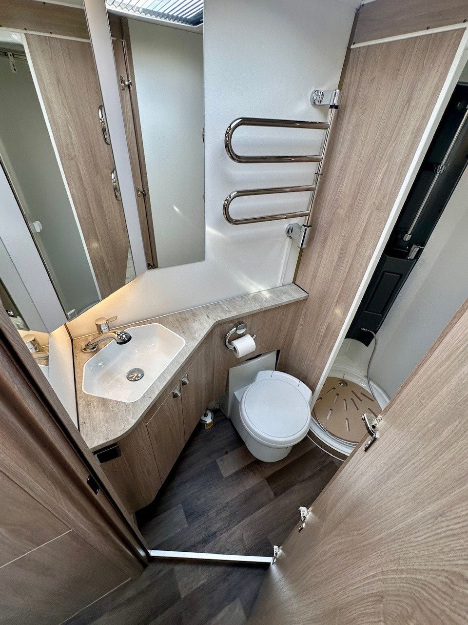 a43d79b3-74b9-4230-a8bf-bbf604c56337