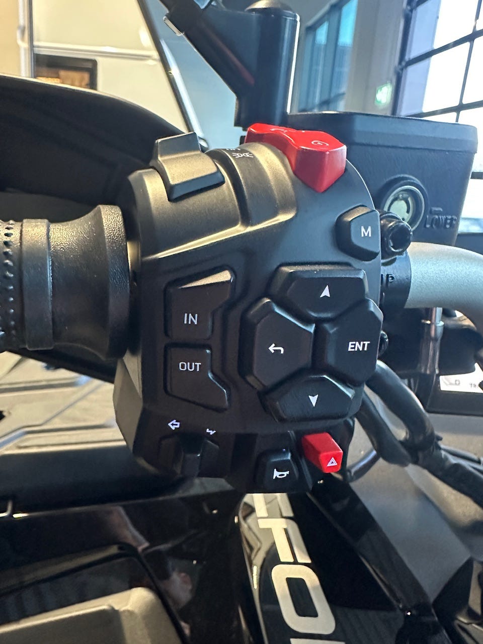 a839c505-d14f-410a-9142-fbb602bab4c5