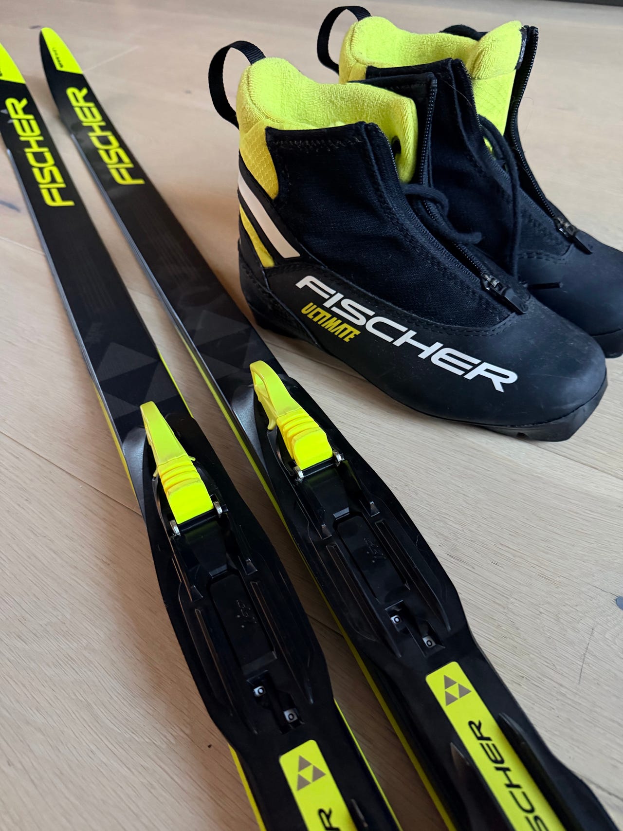 Fischer junior felleski 150 cm med Rottefella-bindinger og Fischer ...