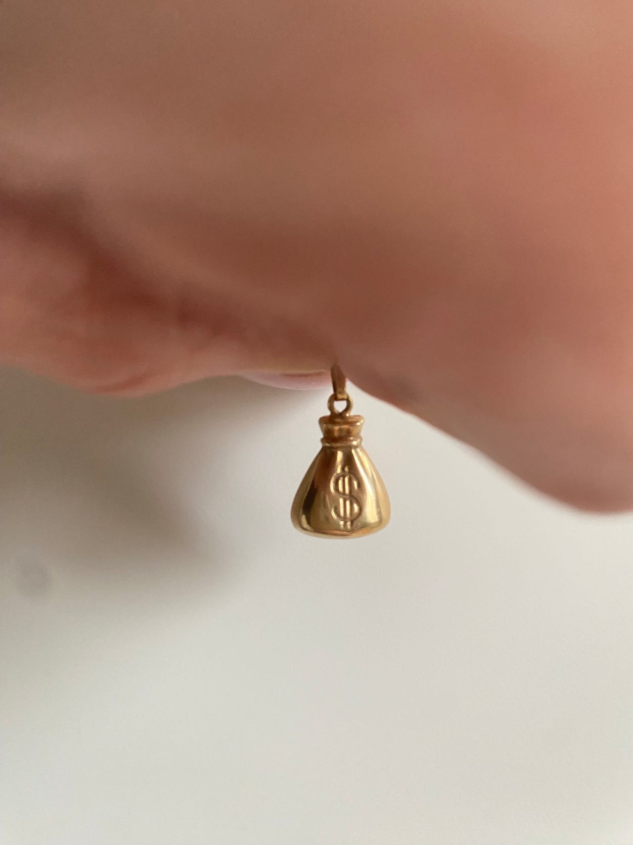 Gullanheng 14 karat - pengesekk/dollartegn | FINN-torget