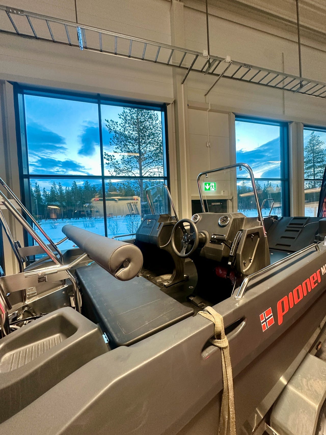 fff5883e-d6cc-4111-beb5-5737f4a43e3c