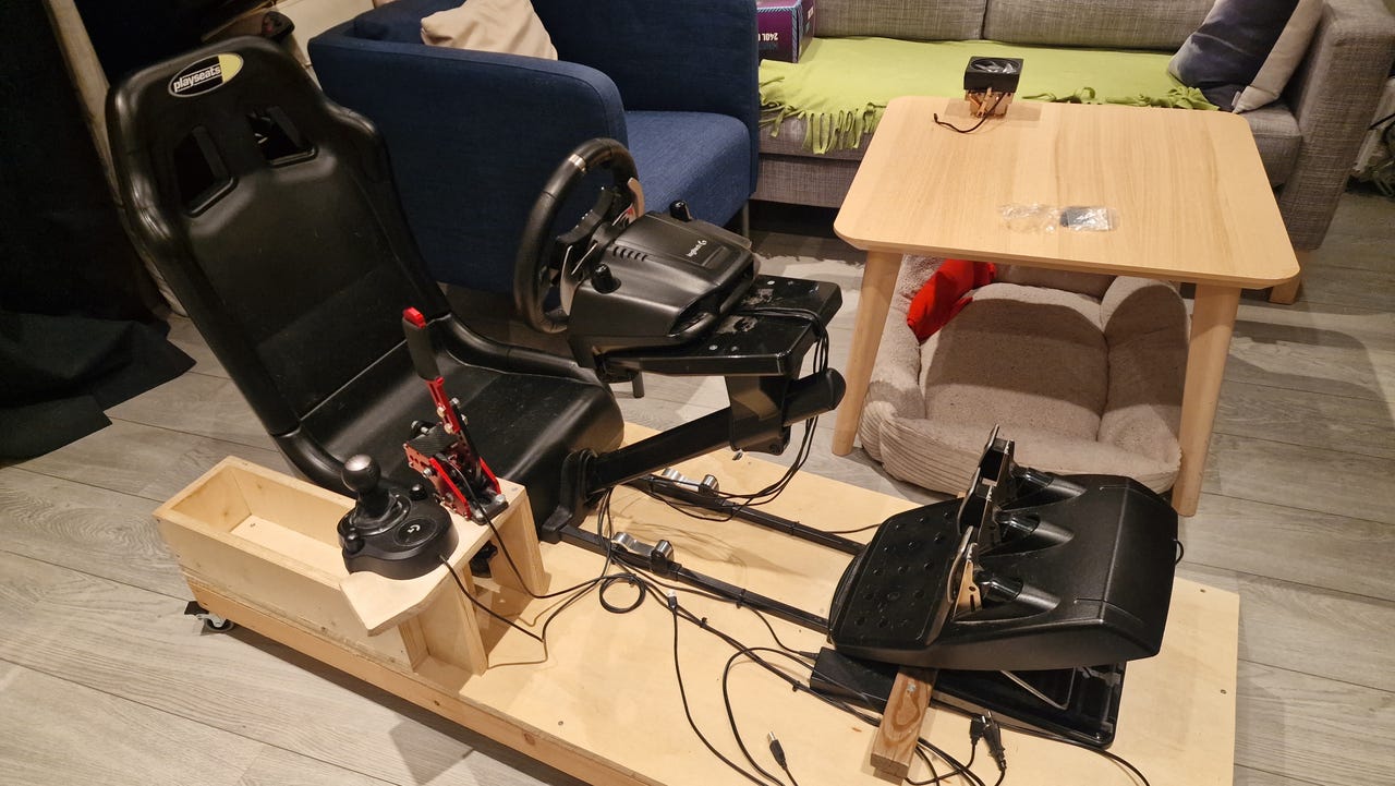 Plugg and play g920 sim rig med håndbrek og gir. | FINN-torget
