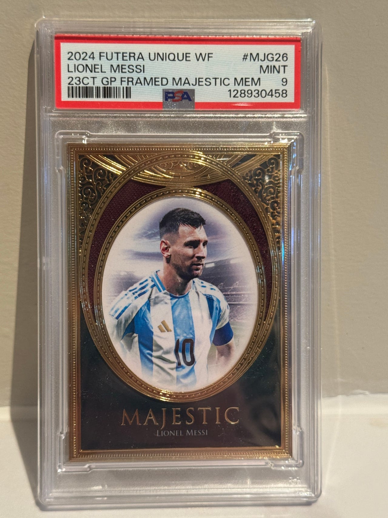 Futera Unique Majestic Lionel Messi PATCH /10 1 av 1 | FINN-torget