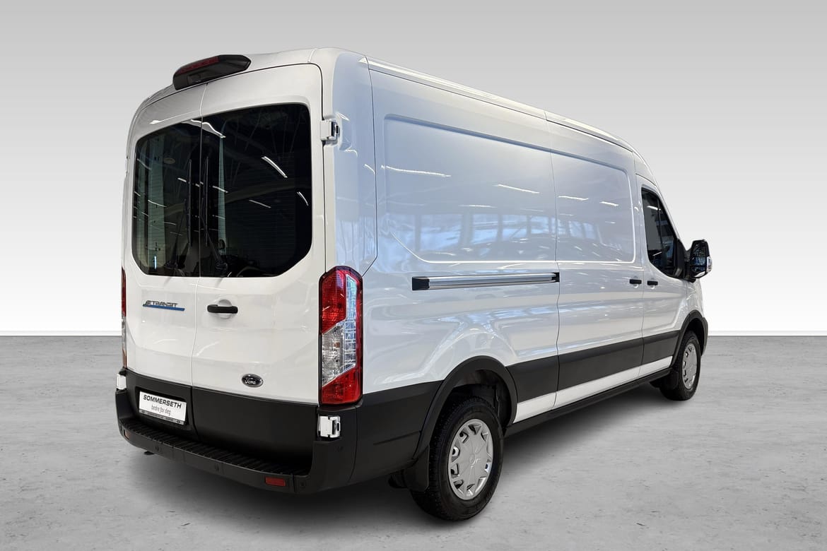 Ford Transit 8 hos Sommerseth
