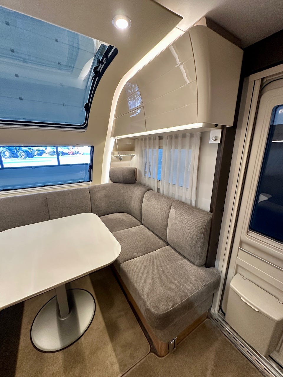 4dccc79e-dcef-45d2-b684-7732d804679d